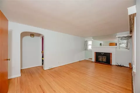 385 Pemberton Rd, Irondequoit, NY 14622 photo 8