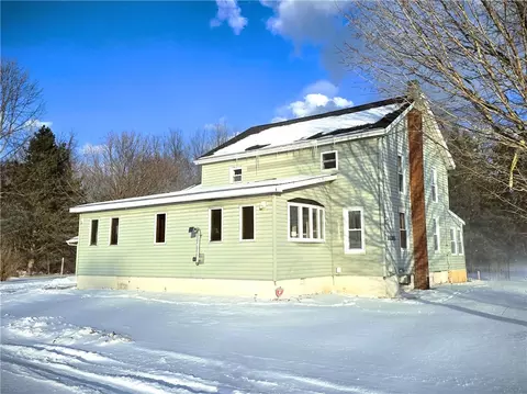 13285 Roosevelt Hwy, Carlton, NY 14571