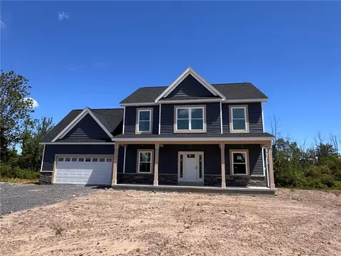 230 Bronze Leaf Trl, Greece, NY 14612