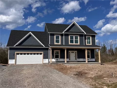 230 Bronze Leaf Trl, Greece, NY 14612