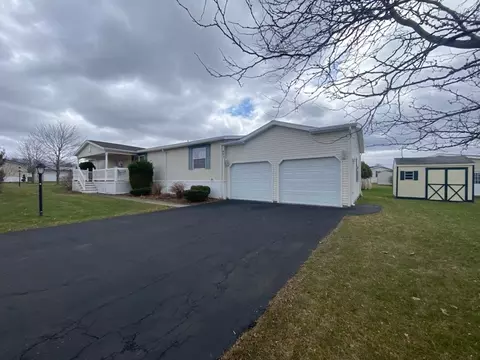 999 Volkman Dr, Victor, NY 14564