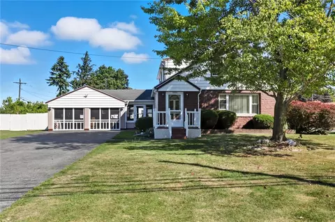 1802 Buffalo Rd, Gates, NY 14624