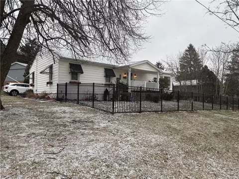 147 Field St, Corning, NY 14830