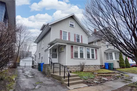 25 Lockwood St, Rochester, NY 14609