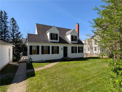 405 W Green St, Smethport, PA 16749