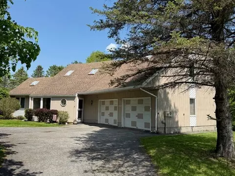 5044 Butler Rd, Canandaigua, NY 14424