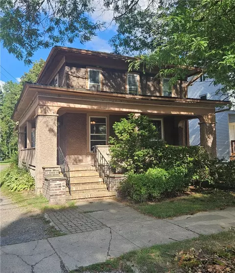 16 Elizabeth St, North Dansville, NY 14437