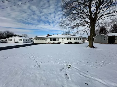 2799 Marshall St, Brutus, NY 13166