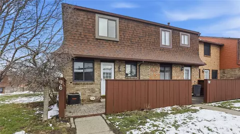 96 Surrey Hill Way, Rochester, NY 14623