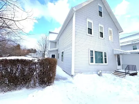 245 Lake Shore Dr E, Dunkirk, NY 14048
