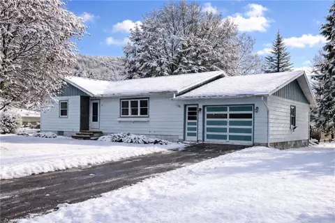 12 Chenango Ave, Sherburne, NY 13460
