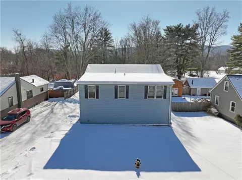 28 Hamilton Rd, Corning, NY 14830
