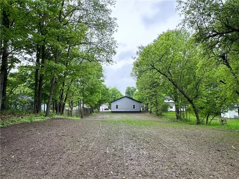 Exterior - 258 Mcmaster St, Bath, NY 14810 photo 12 of 14