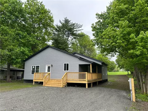 258 Mcmaster St, Bath, NY 14810