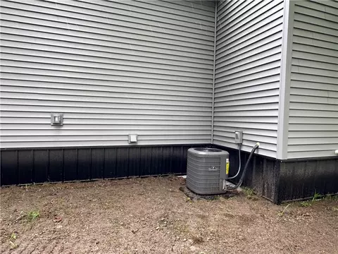 Exterior - 258 Mcmaster St, Bath, NY 14810 photo 4 of 14