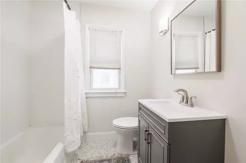Bath - 92 Wheeldon Dr, Greece, NY 14616 photo 1 of 3