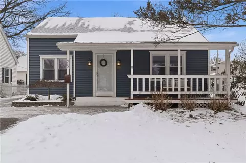 75 Maplewood Ave, Ogden, NY 14559