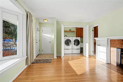 Living - 315 Brookview Dr, Irondequoit, NY 14617 photo 3 of 8