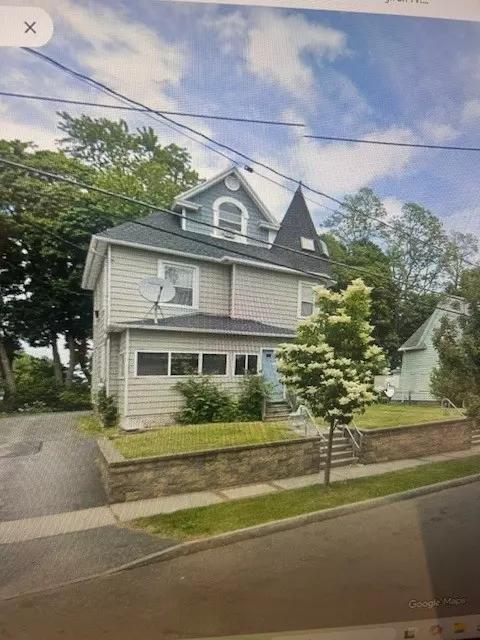 16 Stutson St, Rochester, NY 14612