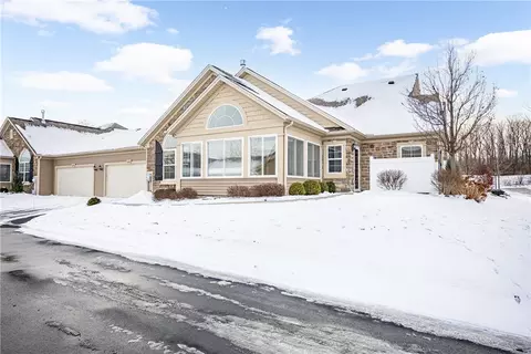 3245 Abbey Rd, Canandaigua, NY 14424