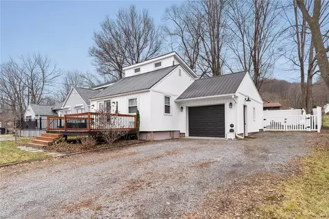 5249 Cottage Cv, Richmond, NY 14471