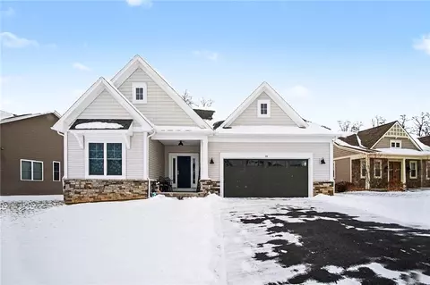 16 Aden Hl, Pittsford, NY 14534