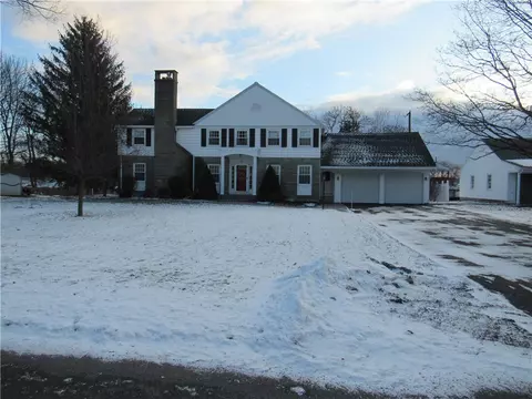 132 Highland Ave, Arcadia, NY 14513