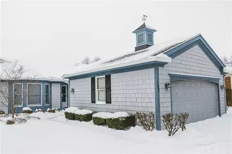 157 Wood Creek Dr, Pittsford, NY 14534