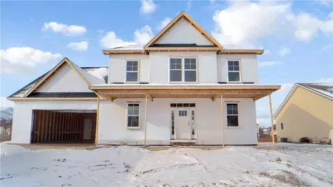 500 N Creek Xing, Greece, NY 14612