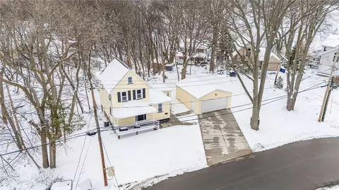 View/Area - 260 Point Pleasant Rd, Irondequoit, NY 14622 photo 1 of 4