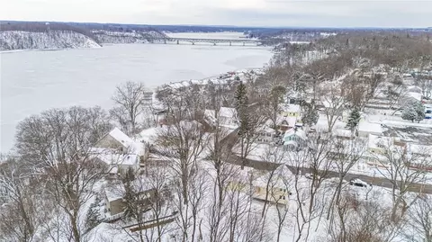 View/Area - 260 Point Pleasant Rd, Irondequoit, NY 14622 photo 4 of 4