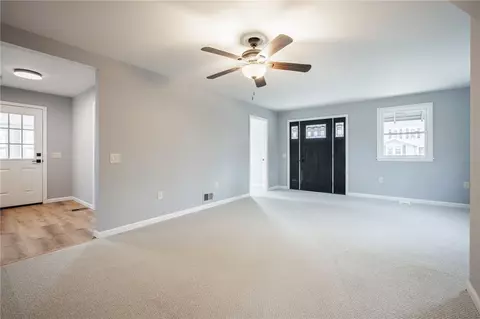 Living - 260 Point Pleasant Rd, Irondequoit, NY 14622 photo 4 of 6