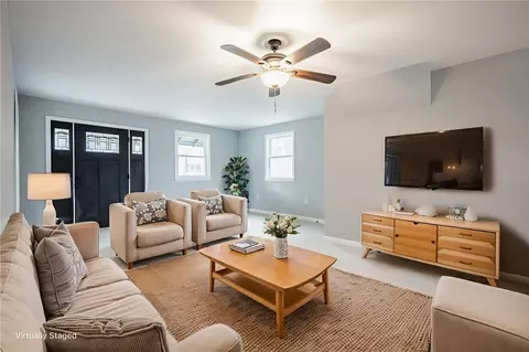 Living - 260 Point Pleasant Rd, Irondequoit, NY 14622 photo 3 of 6