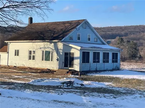 2617 County Road 32, Oxford, NY 13830