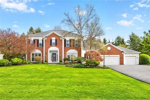 22 Wexford Gln, Pittsford, NY 14534
