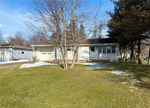 2989 East Ave, Waterloo, NY 13165
