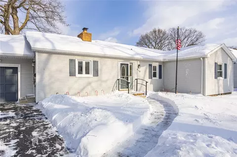 Exterior - 419 Brookview Dr, Irondequoit, NY 14617 photo 2 of 7