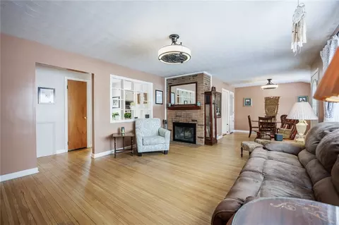 Living - 419 Brookview Dr, Irondequoit, NY 14617 photo 1 of 4