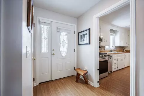 Entry Way - 419 Brookview Dr, Irondequoit, NY 14617 photo 1 of 2