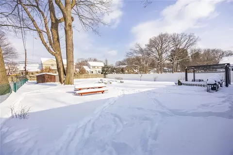 Exterior - 419 Brookview Dr, Irondequoit, NY 14617 photo 6 of 7