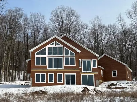 1158 Oberon Dr, Genoa, NY 13071