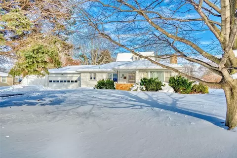 1010 Stone Rd, Greece, NY 14616