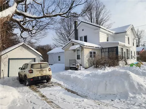 19 South St, Edmeston, NY 13335