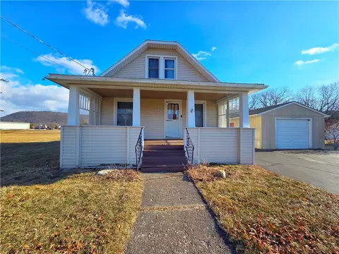 160 Mccauley Ave, Elmira, NY 14903