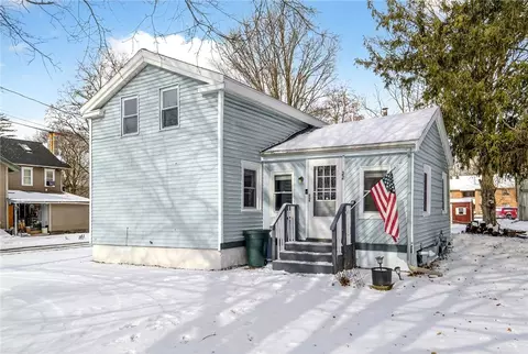 22 Aurora St, Moravia, NY 13118