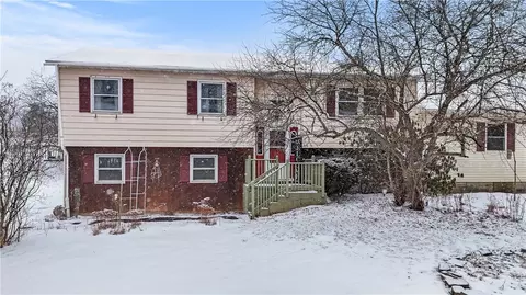 35 Howe Rd, Berkshire, NY 13736