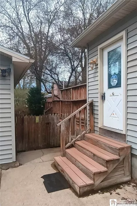 Exterior - 805 Main St, Olean, NY 14760 photo 4 of 11