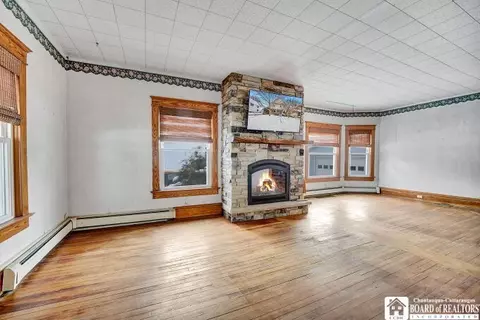 Living - 805 Main St, Olean, NY 14760 photo 2 of 3