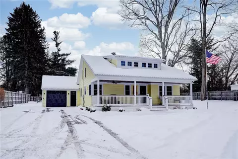 213 Ayrault Rd, Perinton, NY 14450