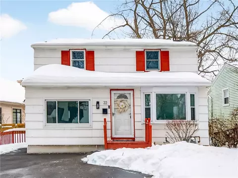 22 Ridgewood Rd, Greece, NY 14626